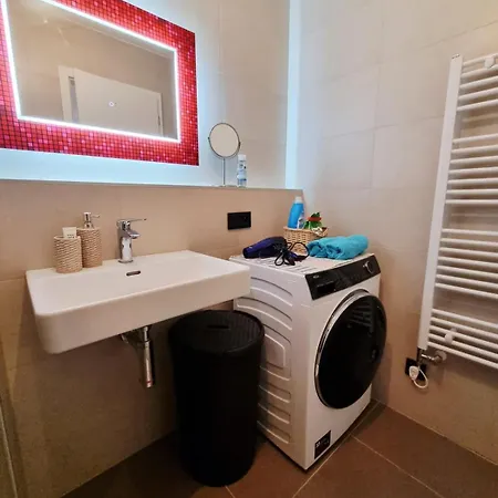 Apartment With Terrace And Free Parking Bratislava